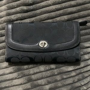 Coach long wallet